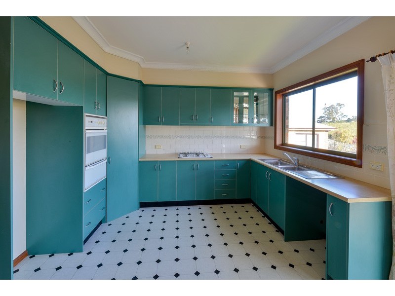 27 Margaret Street, Picton NSW 2571