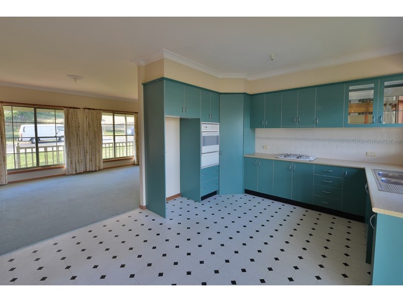 27 Margaret Street, Picton NSW 2571