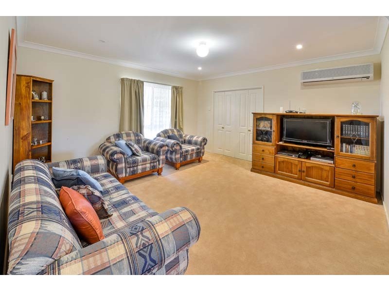 5 Elms Place, Balmoral Village NSW 2571