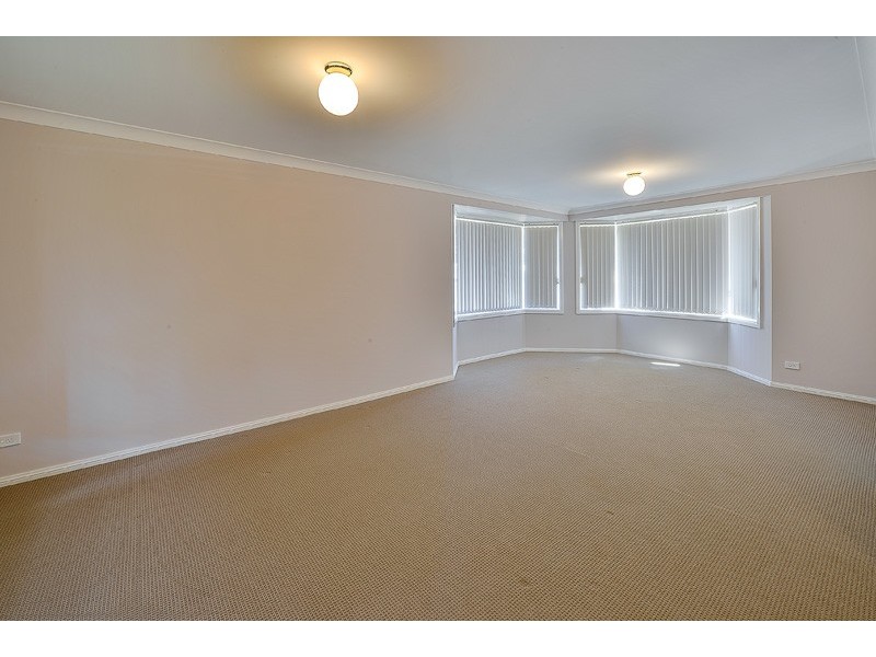 2 Emmett Street, Tahmoor NSW 2573