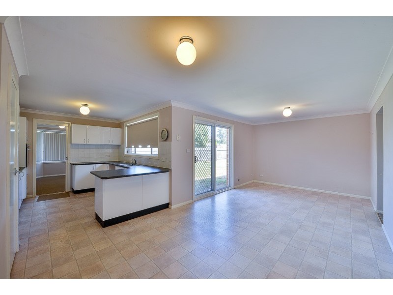 2 Emmett Street, Tahmoor NSW 2573