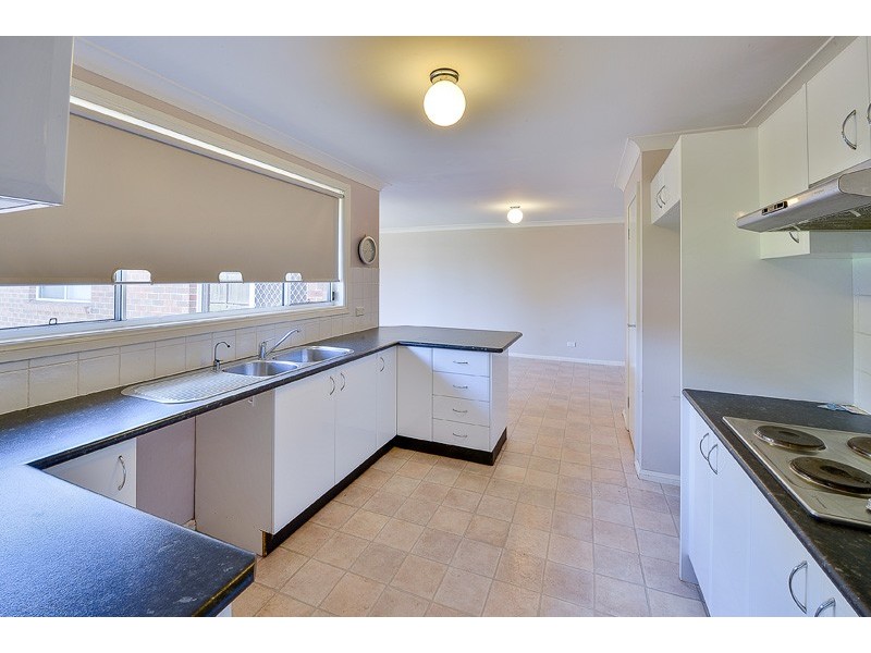 2 Emmett Street, Tahmoor NSW 2573