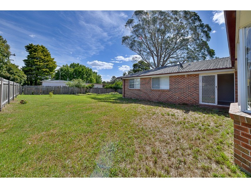 2 Emmett Street, Tahmoor NSW 2573