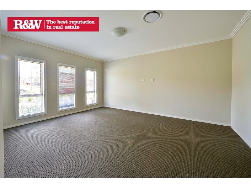 16 Kirkwood Chase, Wilton NSW 2571