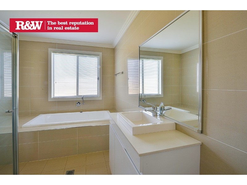 16 Kirkwood Chase, Wilton NSW 2571