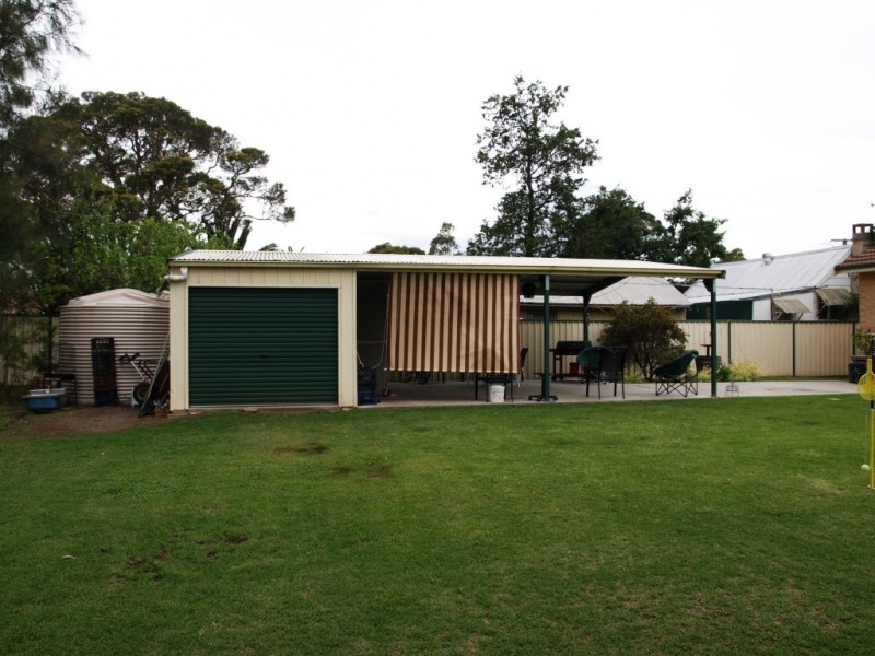 17 Thirlmere Way, Tahmoor NSW 2573