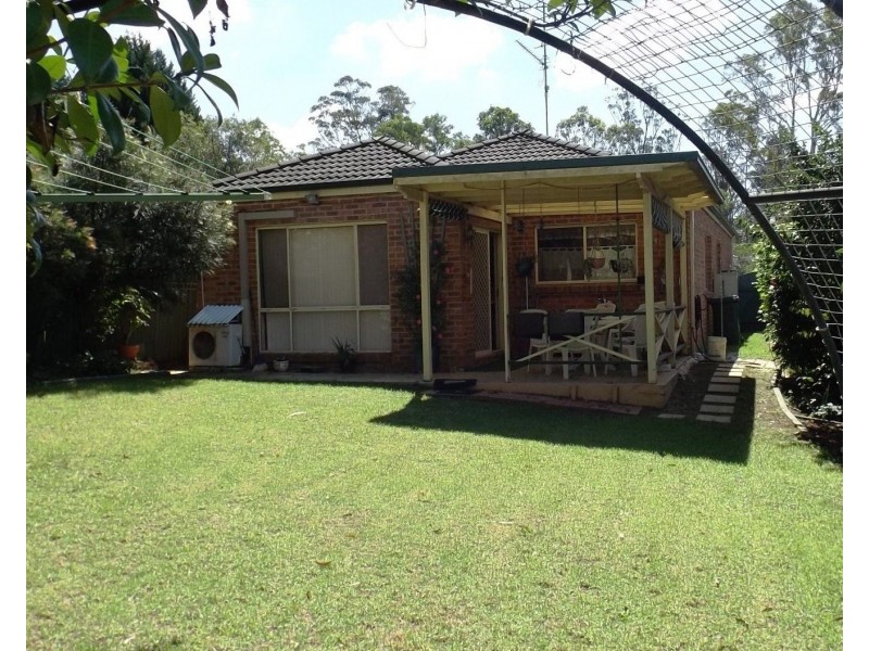 8B Suffolk Place, Tahmoor NSW 2573