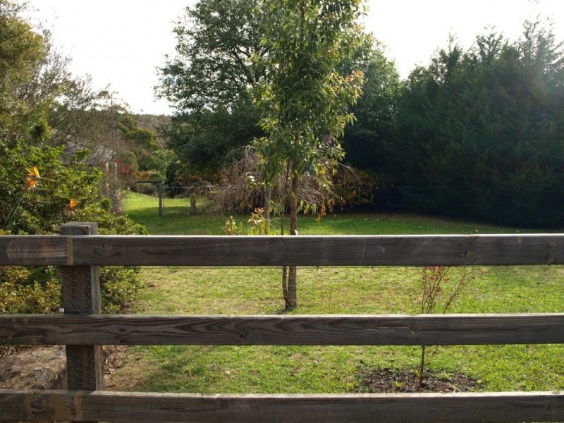 20A West Parade, Buxton NSW 2571