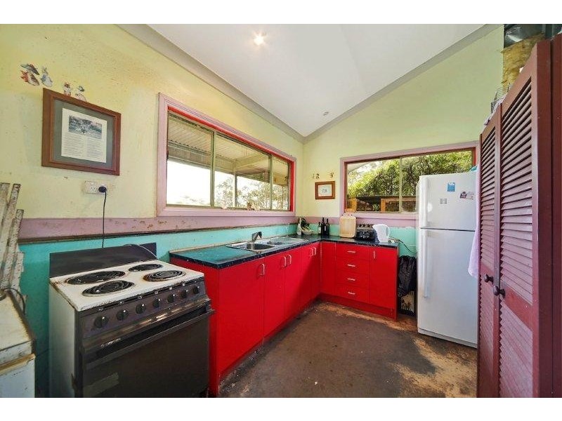 75 Charles Road, Pheasants Nest NSW 2574