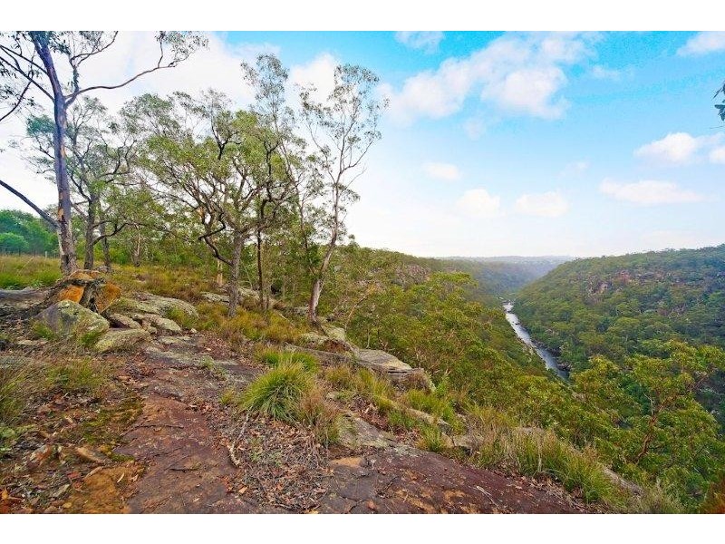 75 Charles Road, Pheasants Nest NSW 2574