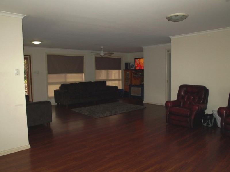 26 Lyrebird Road, Pheasants Nest NSW 2574