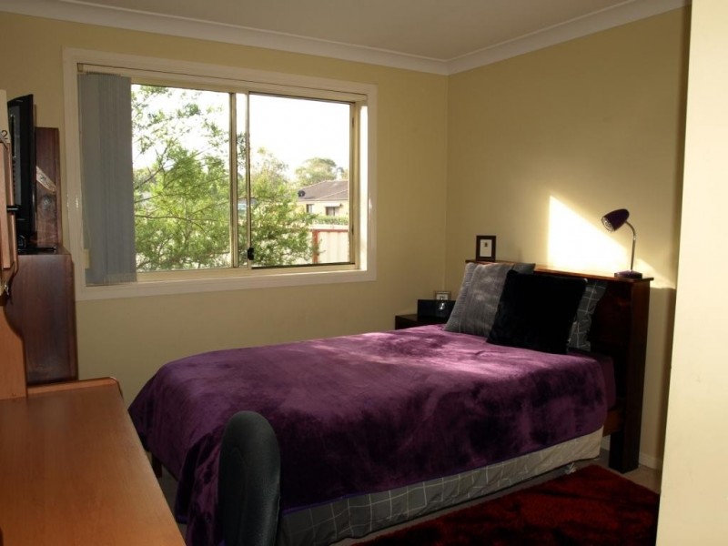 8B Baroo Street, Thirlmere NSW 2572