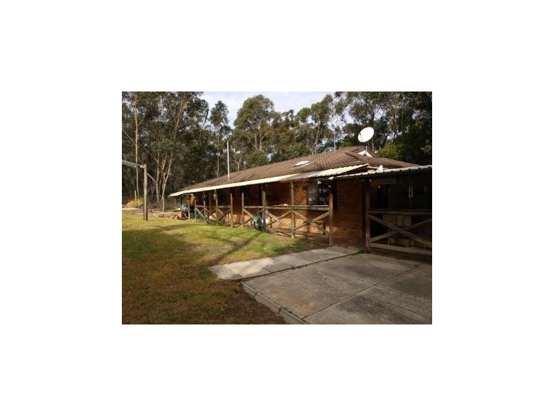 6 Starlight Place, Hill Top NSW 2575