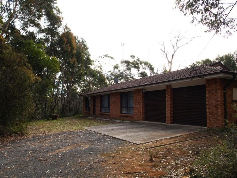6 Starlight Place, Hill Top NSW 2575