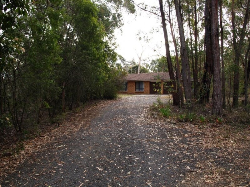 6 Starlight Place, Hill Top NSW 2575