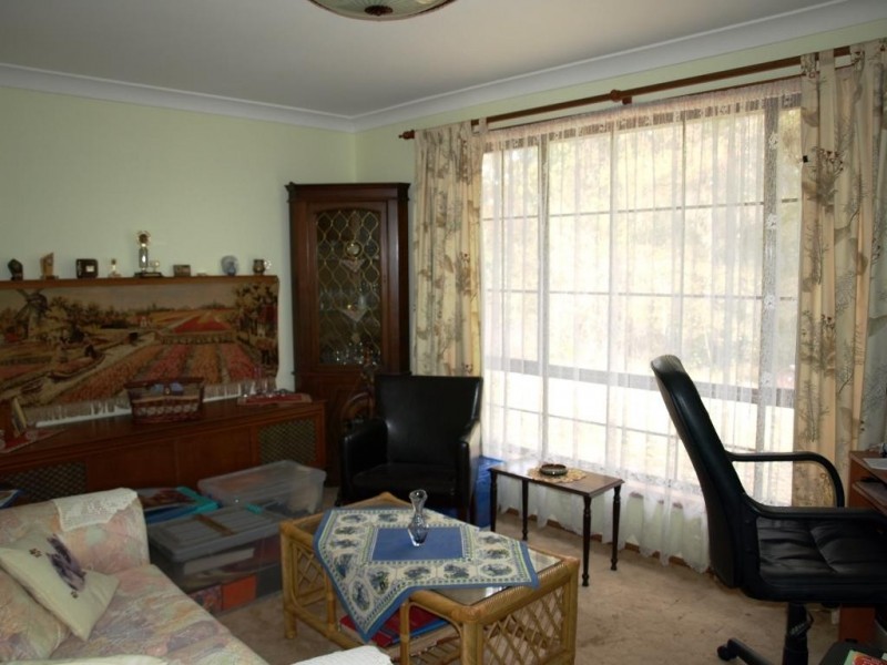 6 Starlight Place, Hill Top NSW 2575