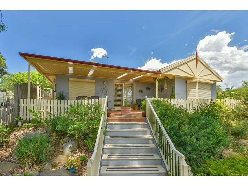 68 Remembrance Drive, Tahmoor NSW 2573