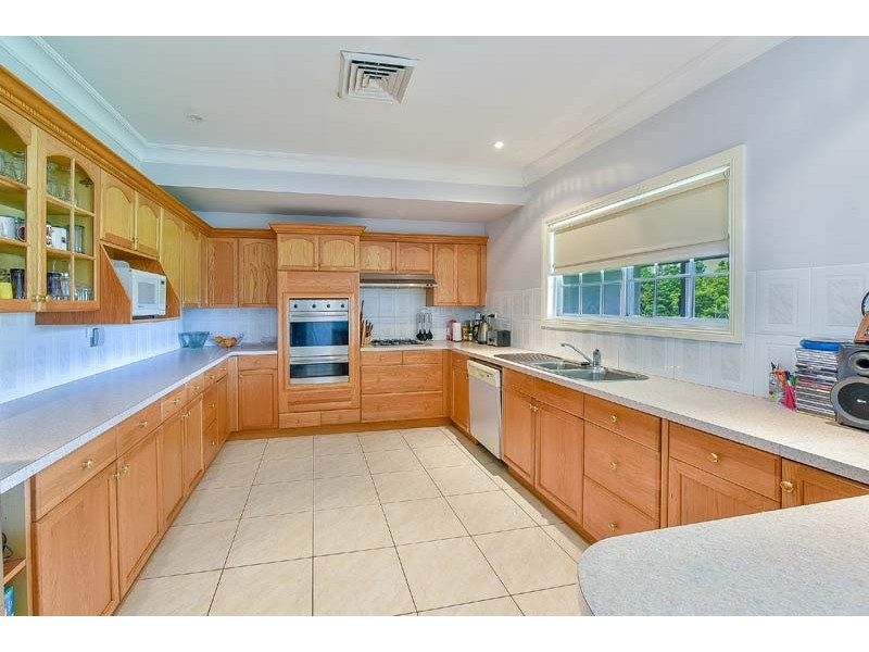 145 Lyrebird Road, Pheasants Nest NSW 2574