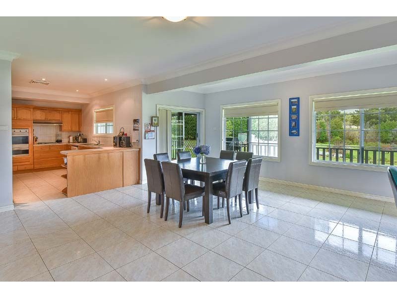 145 Lyrebird Road, Pheasants Nest NSW 2574