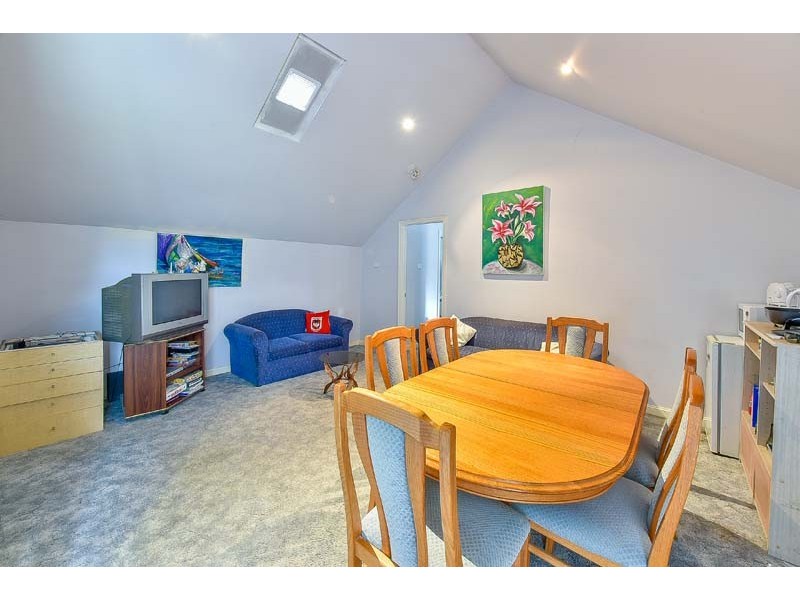 145 Lyrebird Road, Pheasants Nest NSW 2574