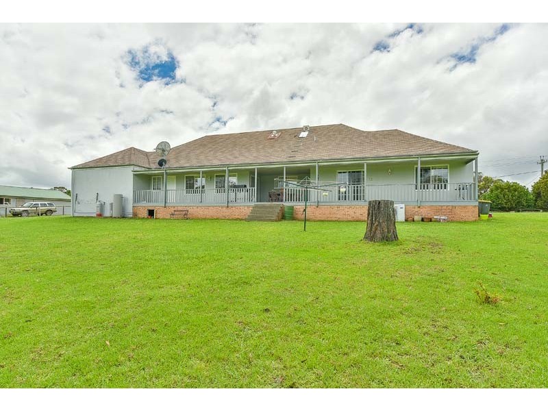 145 Lyrebird Road, Pheasants Nest NSW 2574