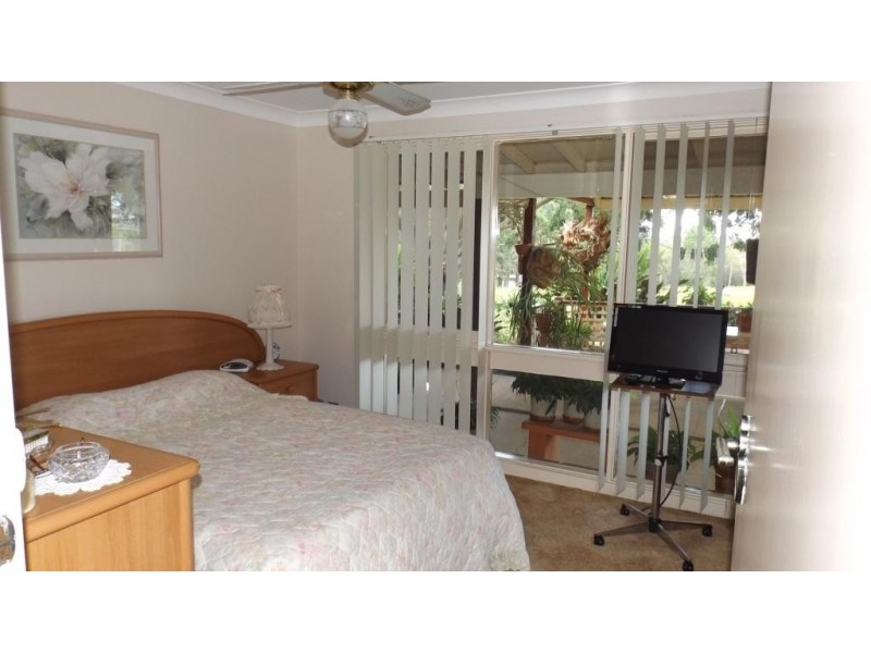 105 Myrtle Creek Avenue, Tahmoor NSW 2573