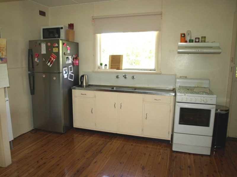 18 Market Street, Tahmoor NSW 2573