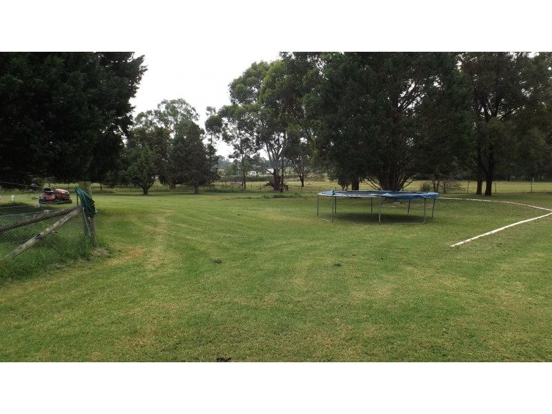 66 Greenacre Drive, Tahmoor NSW 2573
