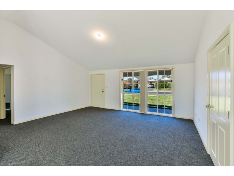 Unit 14/25-33 Abelia Street, Tahmoor NSW 2573