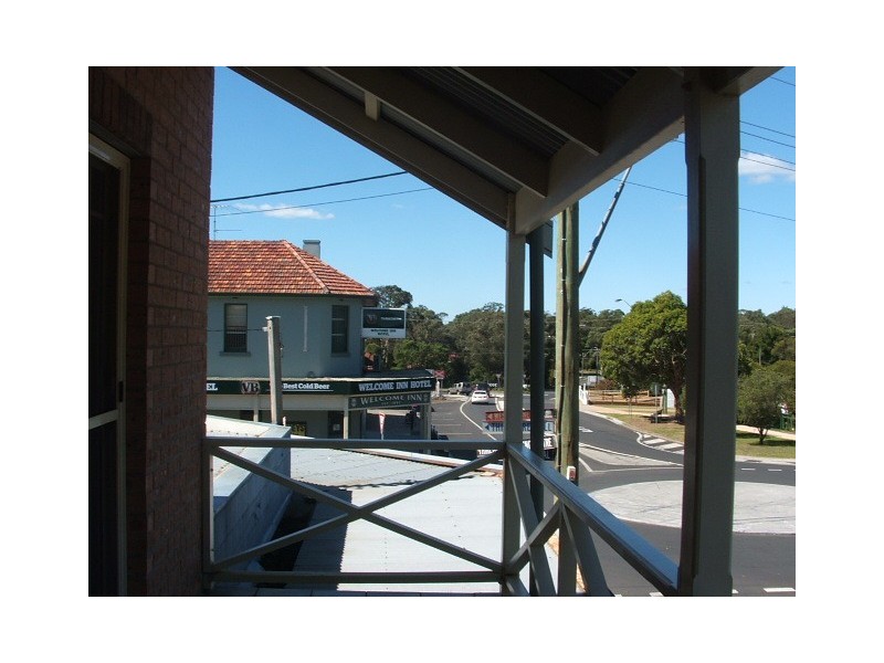 Flat 2/13 The Terrace, Oaks Street, Thirlmere NSW 2572