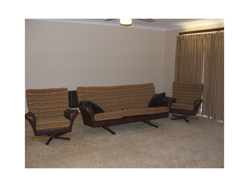 10 Michell Road, Thirlmere NSW 2572