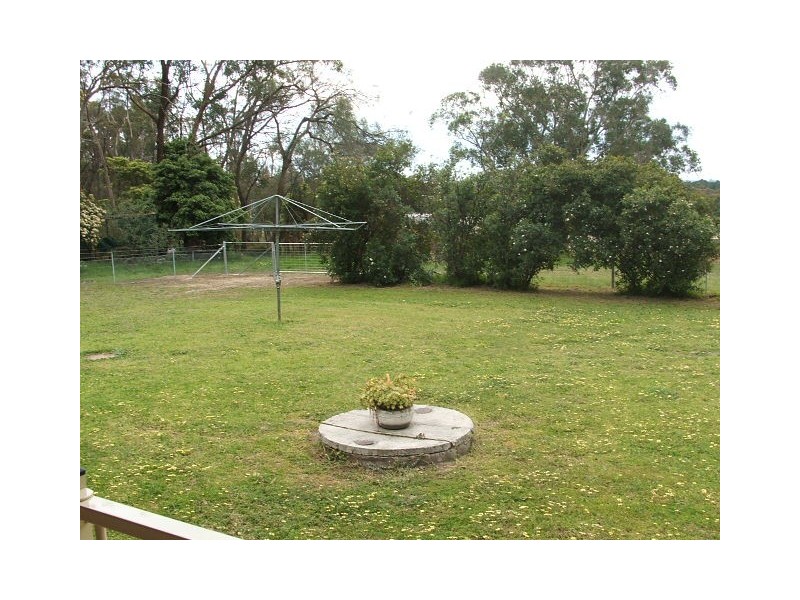 10 Michell Road, Thirlmere NSW 2572