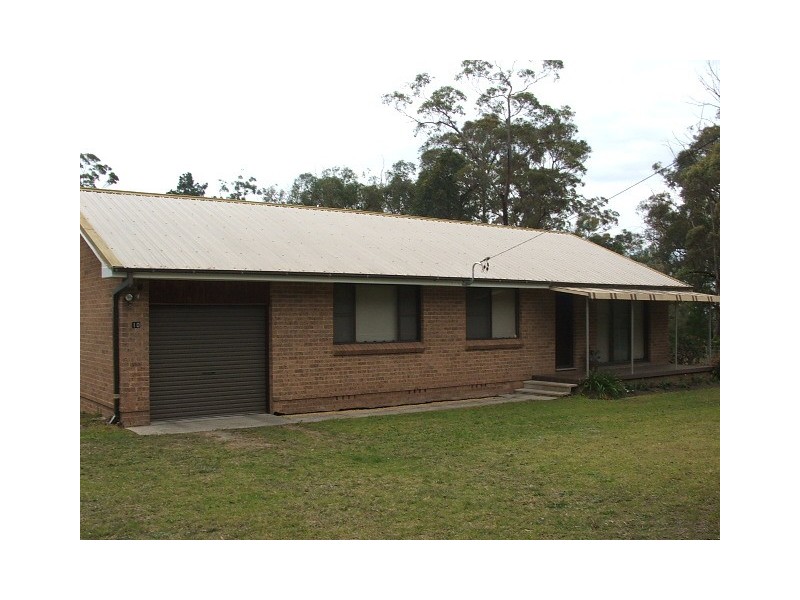 10 Michell Road, Thirlmere NSW 2572