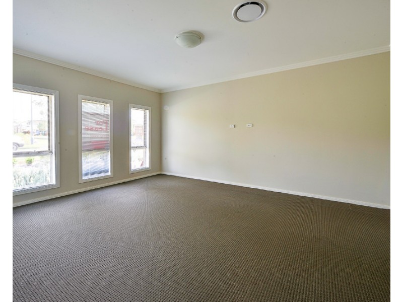 16 Kirkwood Chase, Wilton NSW 2571