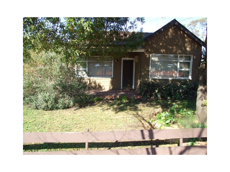 84 Westbourne Avenue, Thirlmere NSW 2572