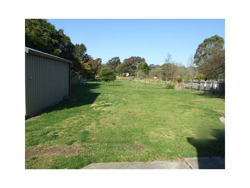 84 Westbourne Avenue, Thirlmere NSW 2572