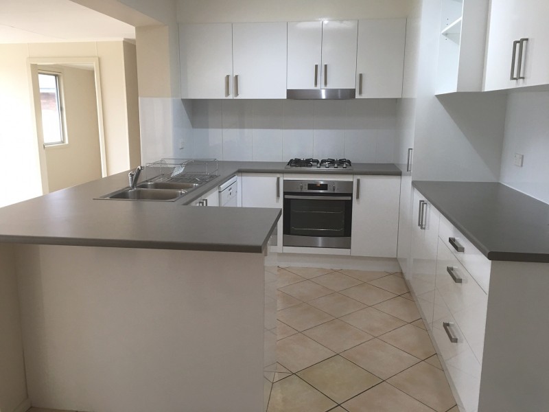 26 Castlereagh Street, Tahmoor NSW 2573