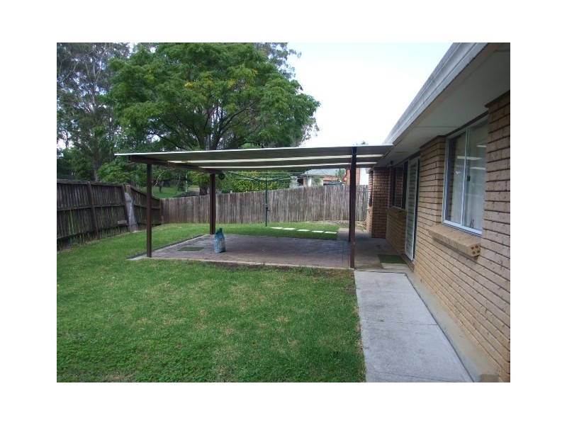 4 Stuart Place, Tahmoor NSW 2573