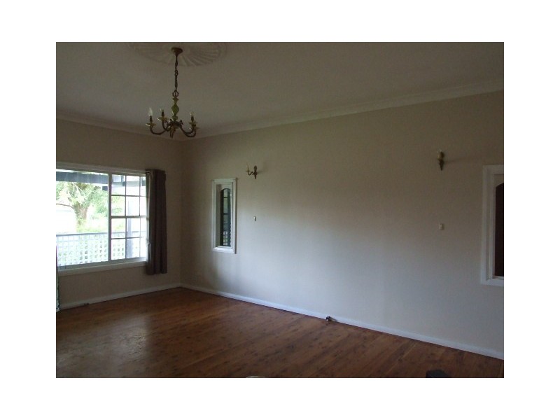 16 Stanley Street, Hill Top NSW 2575