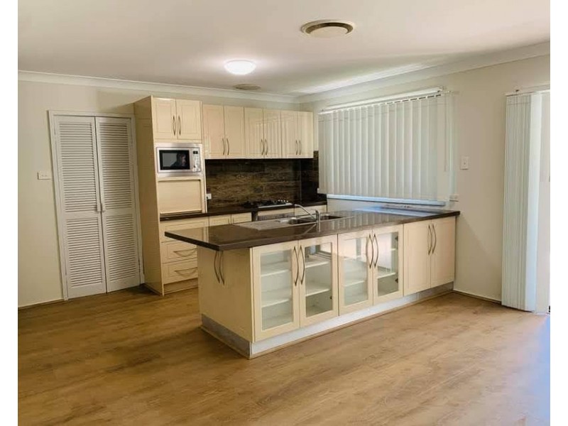 12 Tahmoor Road, Tahmoor NSW 2573