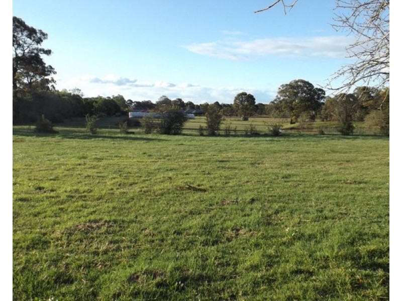 15 Reservoir Road, Bargo NSW 2574