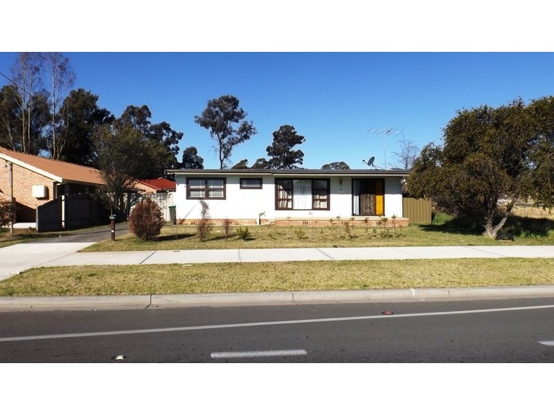 116 Remembrance Drive, Tahmoor NSW 2573