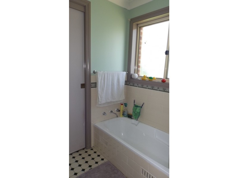 4B Breellen close, Tahmoor NSW 2573