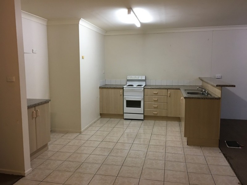Flat 1 “The Terrace” 13 Oaks Street, Thirlmere NSW 2572