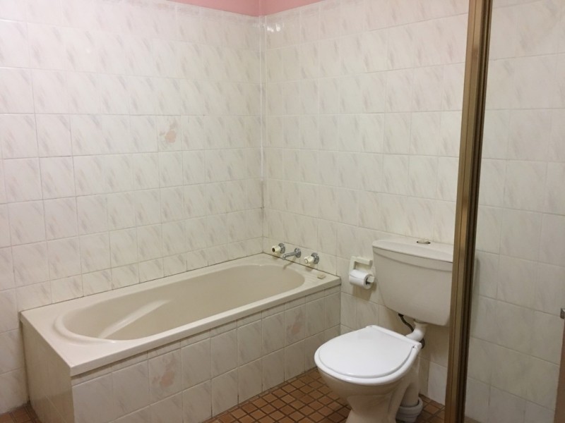 Flat 1 “The Terrace” 13 Oaks Street, Thirlmere NSW 2572