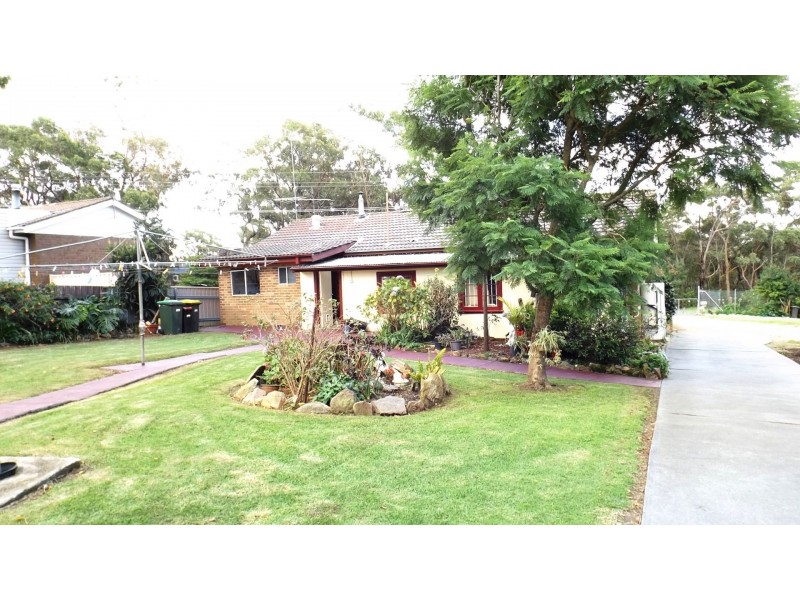 33 Boronia Avenue, Hill Top NSW 2575