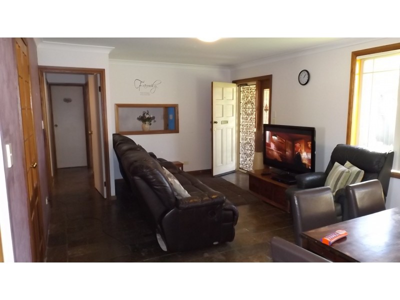 37B Abelia Street, Tahmoor NSW 2573