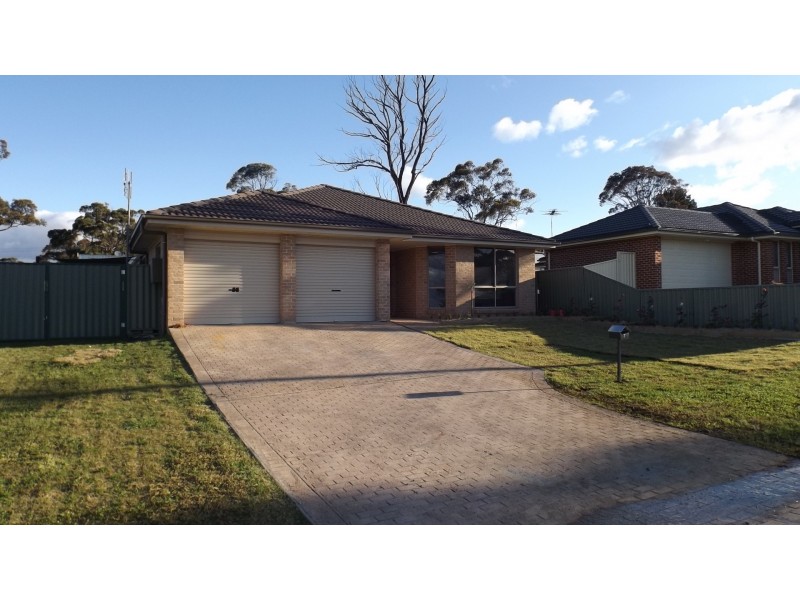 7 Fitzroy Street, Hill Top NSW 2575