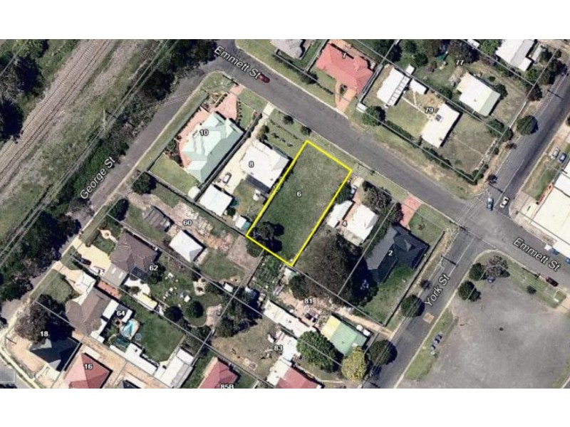 6 Emmett Street, Tahmoor NSW 2573