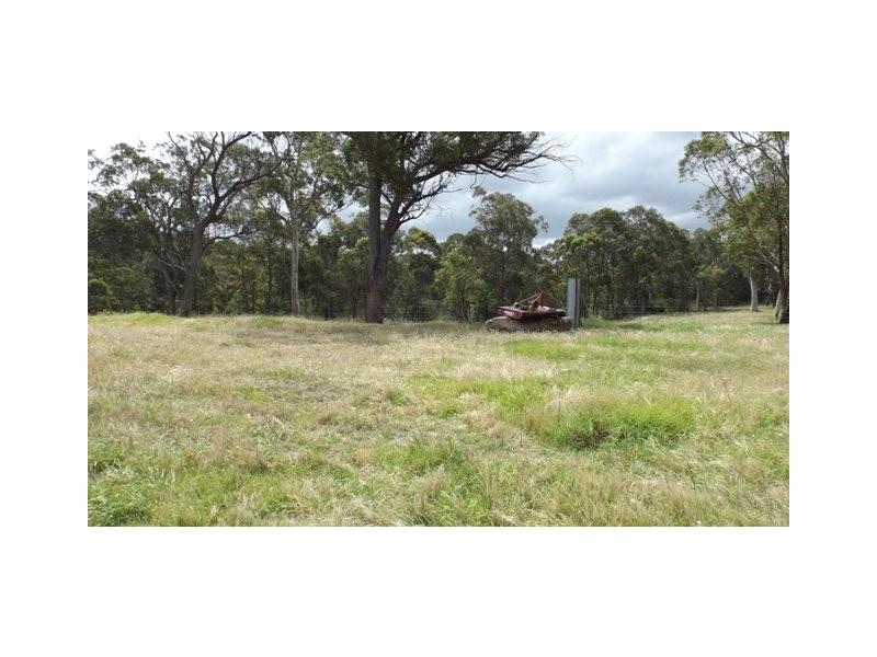 55 Charles Road, Pheasants Nest NSW 2574